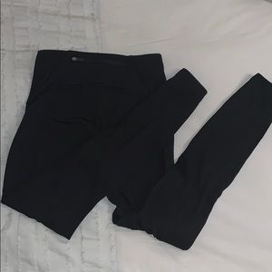 NWOT Lululemon Leggings/Size 6